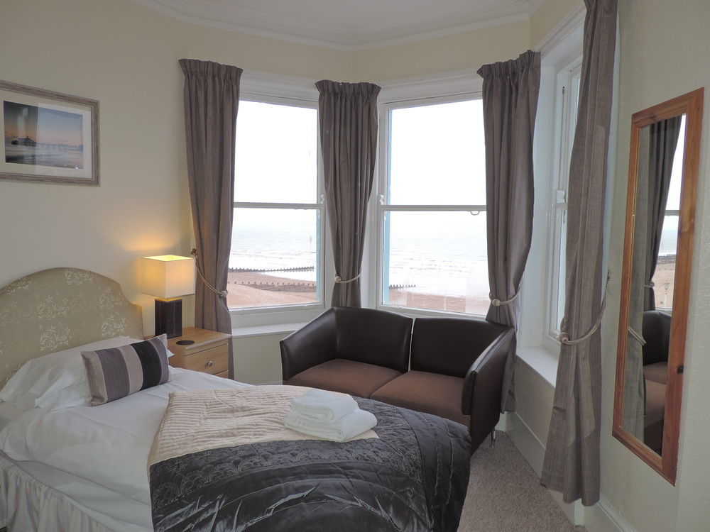 Beach Front Guest House WTA WTA Eastbourne Exterior foto